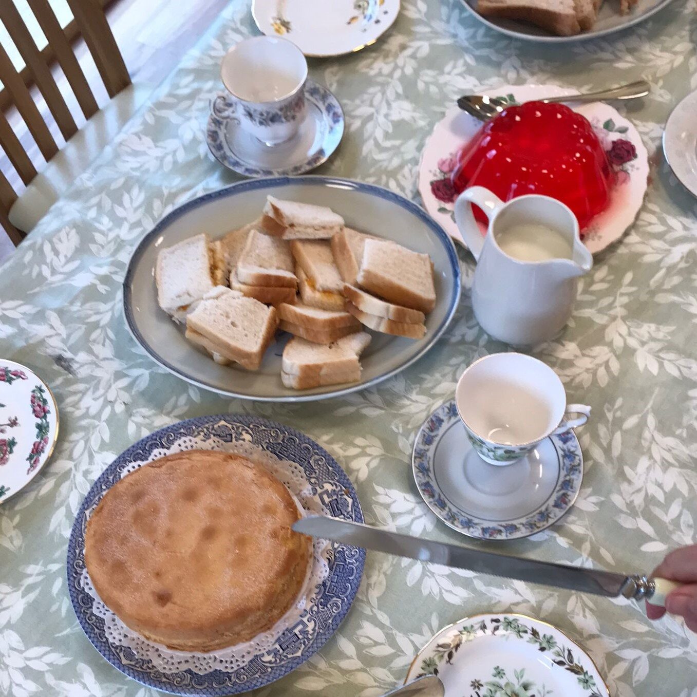 f8c899e6-3f27-4056-b169-472930e88736